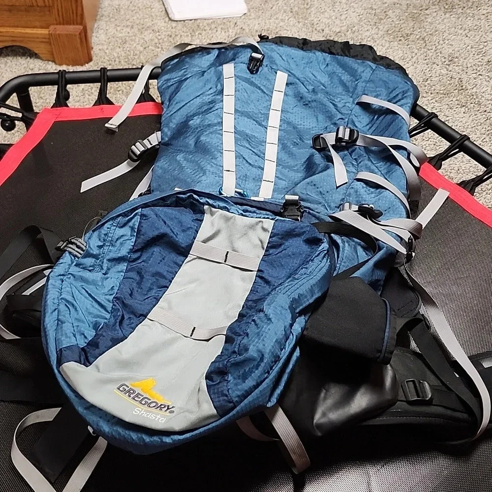 Gregory Shasta Hiking Trail Camping Internal frame size large #0